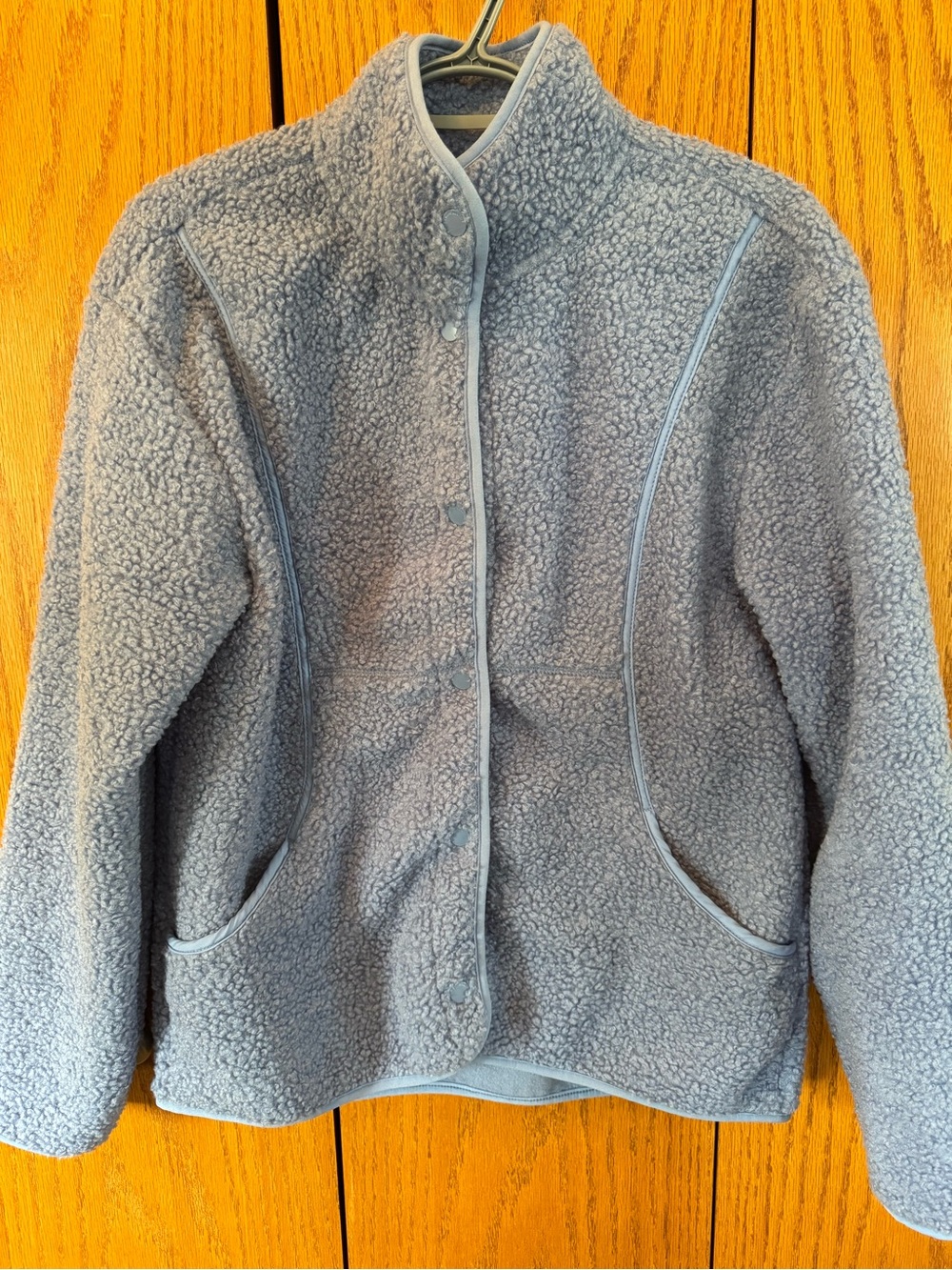 NWT Women's Light Blue Sherpa Jacket - Picture 4 of 6